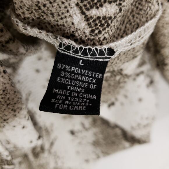 J For Justify Blouse Womens Large Snake Print Off The Shoulder Ruffle Neck Top - Picture 7 of 8